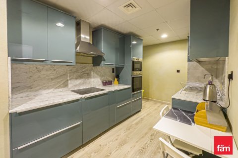 Apartment in Dubai 3 bedrooms, 185 sq.m. № 110182 - photo 2