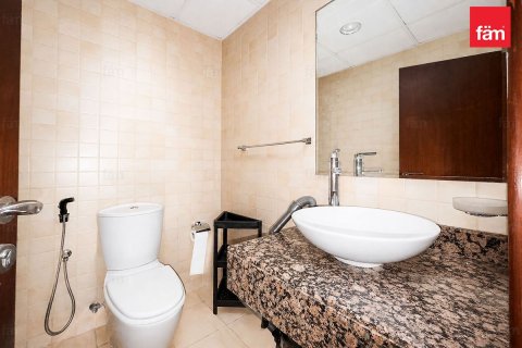 Apartment in Dubai 1 bedroom, 99.8 sq.m. № 107551 - photo 15