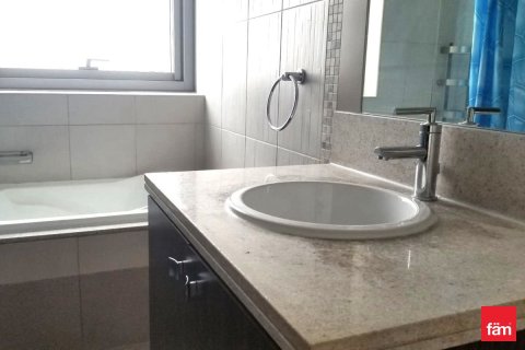 شقة في الخليج التجاري, دبي 3 غرف نوم, 190.4 م² رقم 23572 - صورة 2