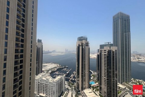 Apartment in Dubai 3 bedrooms, 151.1 sq.m. № 23068 - photo 1
