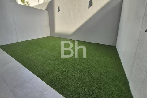 Adosado en Mohammed Bin Rashid City, Dubai, 3 dormitorios, 212 m², № 24917 - foto 3
