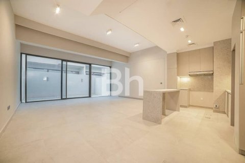 Adosado en Mohammed Bin Rashid City, Dubai, 3 dormitorios, 212 m², № 24917 - foto 1