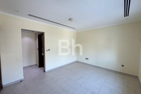 Villa in Jumeirah Park, Dubai 4 bedrooms, 820 sq.m. № 24914 - photo 4