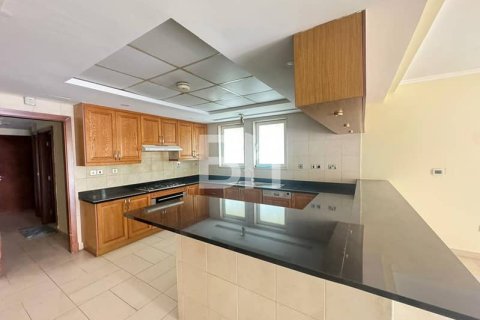 Villa in Jumeirah Park, Dubai 4 bedrooms, 820 sq.m. № 24914 - photo 10