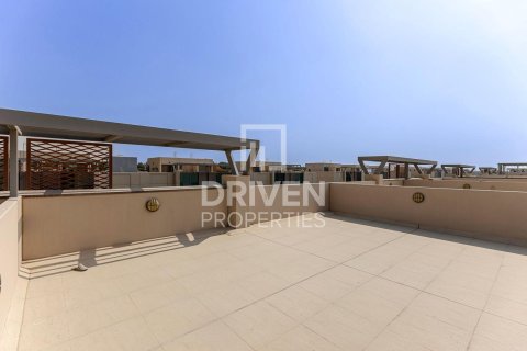 Maison de ville à Meydan, Dubai, 4 chambres, 218.04 m², № 134219 - photo 2