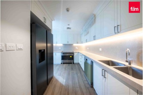 Villa en Dubai, 4 dormitorios, 466 m², № 55964 - foto 11