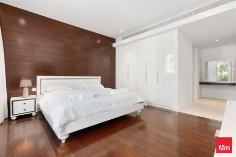 Apartamento en Dubai, 1 dormitorio, 108.5 m², № 55959 - foto 6
