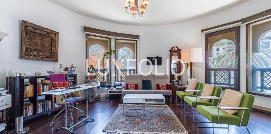 Apartamento en Downtown Dubai (Downtown Burj Dubai), Dubai, 2 dormitorios, 196 m², № 45868