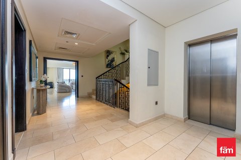 Villa à Palm Jumeirah, Dubai, 4 chambres, 912.1 m², № 47694 - photo 14