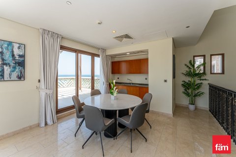 Villa à Palm Jumeirah, Dubai, 4 chambres, 912.1 m², № 47694 - photo 21