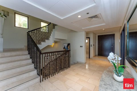 Villa à Palm Jumeirah, Dubai, 4 chambres, 912.1 m², № 47694 - photo 6