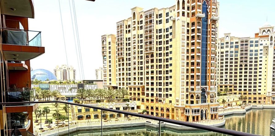 Apartamento en Palm Jumeirah, Dubai, 2 dormitorios, 155.8 m², № 115779