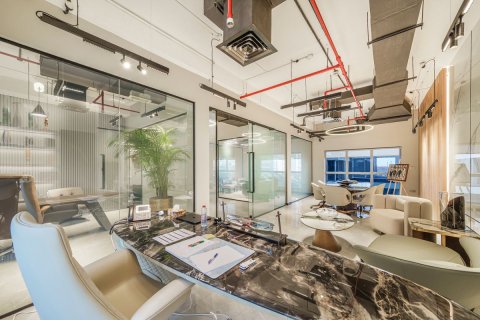 Oficina en Executive Towers, Business Bay, Dubai, 372 m², № 16198 - foto 3