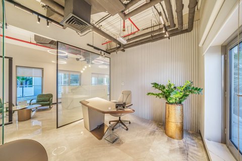 Oficina en Executive Towers, Business Bay, Dubai, 372 m², № 16198 - foto 2