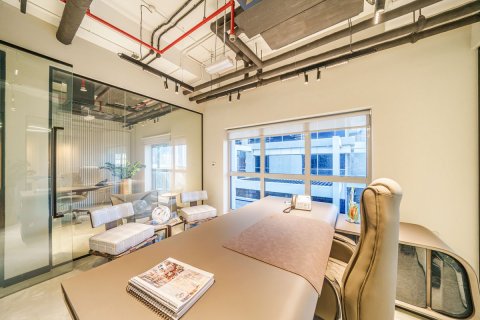 Oficina en Executive Towers, Business Bay, Dubai, 372 m², № 16198 - foto 9