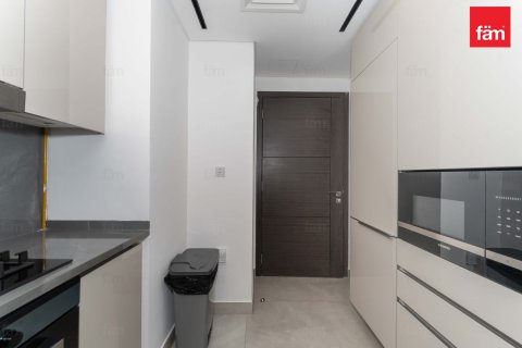 Apartment in Business Bay, Dubai 2 bedrooms, 118.5 sq.m. № 100304 - photo 14