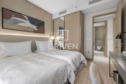 Apartment in Vida Residences Dubai Mall, Downtown Dubai (Downtown Burj Dubai), Dubai 2 bedrooms, 112.78 sq.m. № 136942 - photo 12