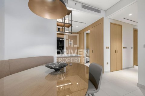 Apartment in Vida Residences Dubai Mall, Downtown Dubai (Downtown Burj Dubai), Dubai 2 bedrooms, 112.78 sq.m. № 136942 - photo 5