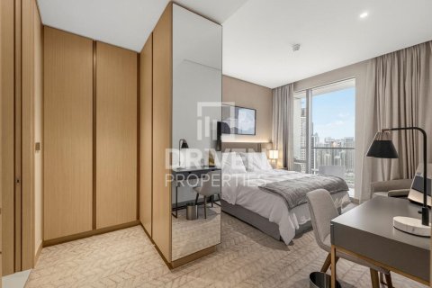 Apartment in Vida Residences Dubai Mall, Downtown Dubai (Downtown Burj Dubai), Dubai 2 bedrooms, 112.78 sq.m. № 136942 - photo 13
