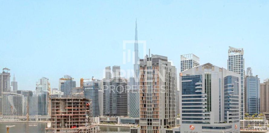 Квартира в Бизнес-Бэе, Дубай, 1 спальня, 68.56м², № 136938