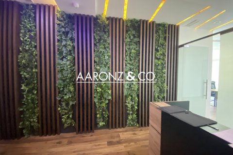 Снять в аренду офис в Бизнес-Бэе, Дубай: 91м², № 83223 - фото 9