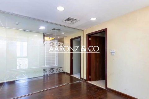 Oficina en Business Bay, Dubai, 87 m², № 83218 - foto 7