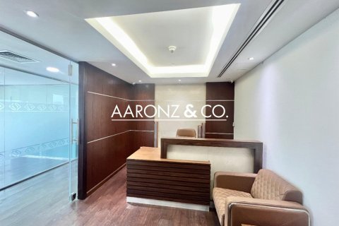 Oficina en Business Bay, Dubai, 87 m², № 83218 - foto 2