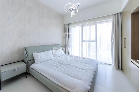 شقة في Burj Royale, وسط مدينة دبي, دبي 2 غرف نوم, 92.25 م² رقم 129323 - صورة 2