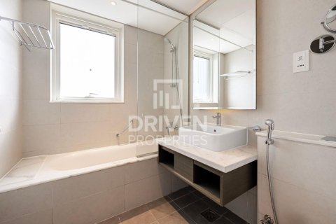 Apartment in Damac Maison Prive, Business Bay, Dubai 2 bedrooms, 128.3 sq.m. № 129324 - photo 14