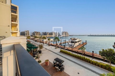 Appartement à Jumeirah, Dubai, 2 chambres, 120 m², № 65632 - photo 1