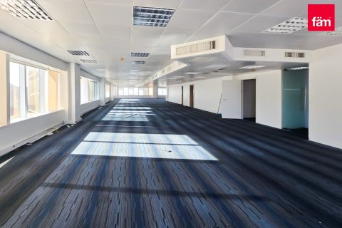 Office in Sheikh Zayed Road, Dubai 744.3 sq.m. № 9445 - photo 4
