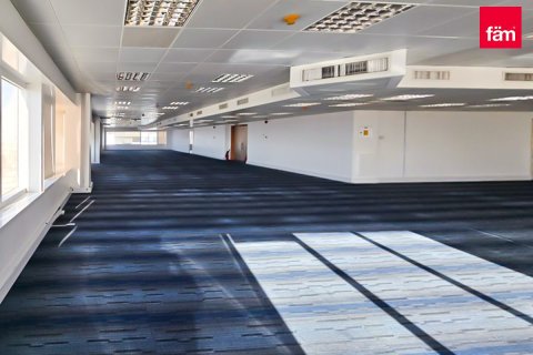 Office in Sheikh Zayed Road, Dubai 744.3 sq.m. № 9445 - photo 3