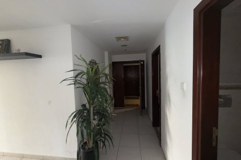 Apartment in Dubai Marina, Dubai 3 bedrooms, 187 sq.m. № 120412 - photo 12