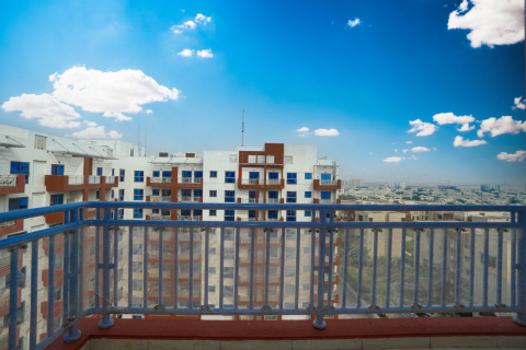 Apartment in Al Furjan, Dubai 2 bedrooms, 138 sq.m. № 69189 - photo 22