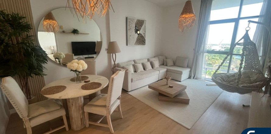 Appartement à DAMAC Hills (Akoya by DAMAC), Dubai, 1 chambre, 77 m², № 75971