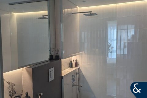 Купить квартиру в Даунтаун Дубай (Даунтаун Бурдж Дубай), Дубай: 1 спальня, 79м², № 75973 - фото 11