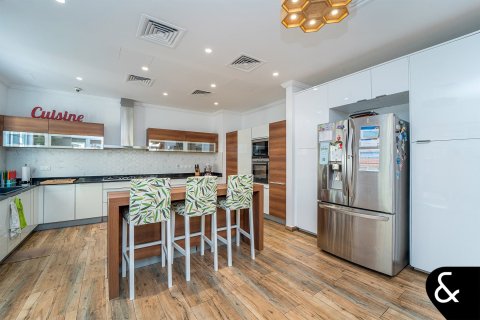 Купить виллу в Арабиан Ранчес, Дубай: 6 спален, 1115м², № 75972 - фото 23