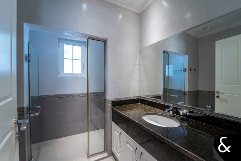 Купить виллу в Арабиан Ранчес, Дубай: 6 спален, 1115м², № 75972 - фото 11