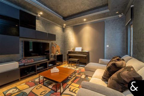 Купить виллу в Арабиан Ранчес, Дубай: 6 спален, 1115м², № 75972 - фото 5