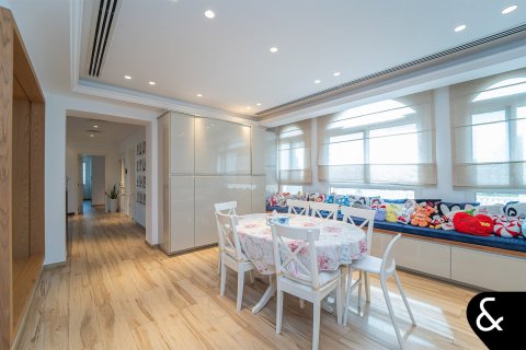 Купить виллу в Арабиан Ранчес, Дубай: 6 спален, 1115м², № 75972 - фото 18