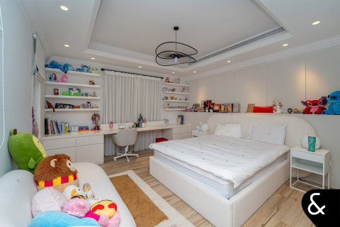 Купить виллу в Арабиан Ранчес, Дубай: 6 спален, 1115м², № 75972 - фото 15