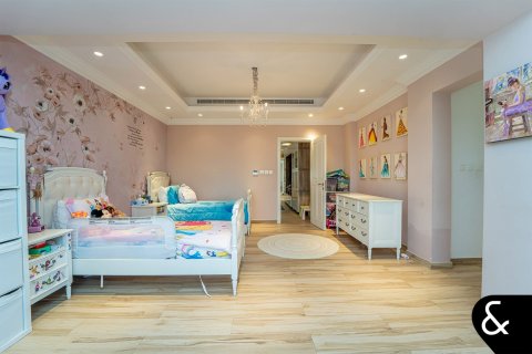 Купить виллу в Арабиан Ранчес, Дубай: 6 спален, 1115м², № 75972 - фото 14