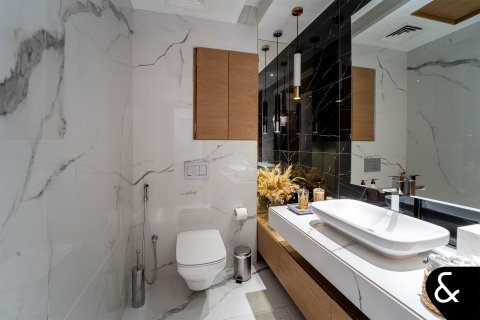 Купить виллу в Арабиан Ранчес, Дубай: 6 спален, 1115м², № 75972 - фото 8