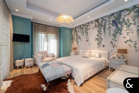 Купить виллу в Арабиан Ранчес, Дубай: 6 спален, 1115м², № 75972 - фото 7