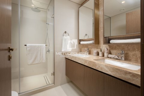 Купить квартиру в EMAAR Beachfront, Dubai Harbour, Дубай: 2 спальни, 146м², № 73585 - фото 14