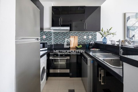 Apartment in Dubai Marina, Dubai 44 sq.m. № 73583 - photo 10