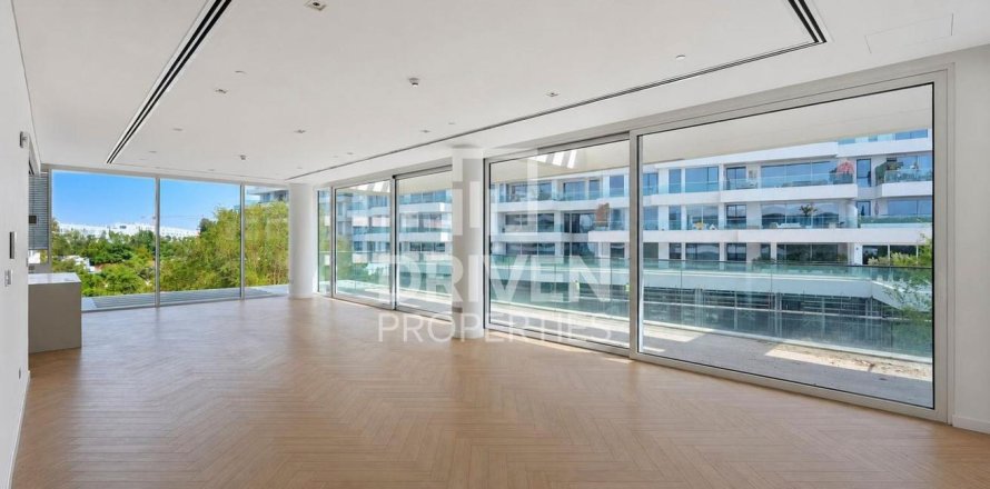 Apartamento en Ashjar, Al Barari, Dubai, 2 dormitorios, 284.93 m², № 138260