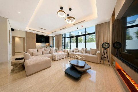 Villa à District One, Mohammed Bin Rashid City, Dubai, 4 chambres, 623.38 m², № 138261 - photo 3