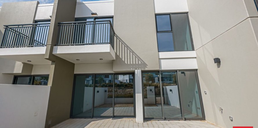 Villa in Dubai 3 bedrooms, 161 sq.m. № 112009