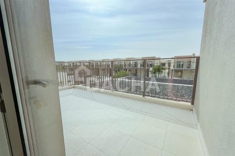 فيلا في دبي 4 غرف نوم, 237.4 م² رقم 6422 - صورة 11